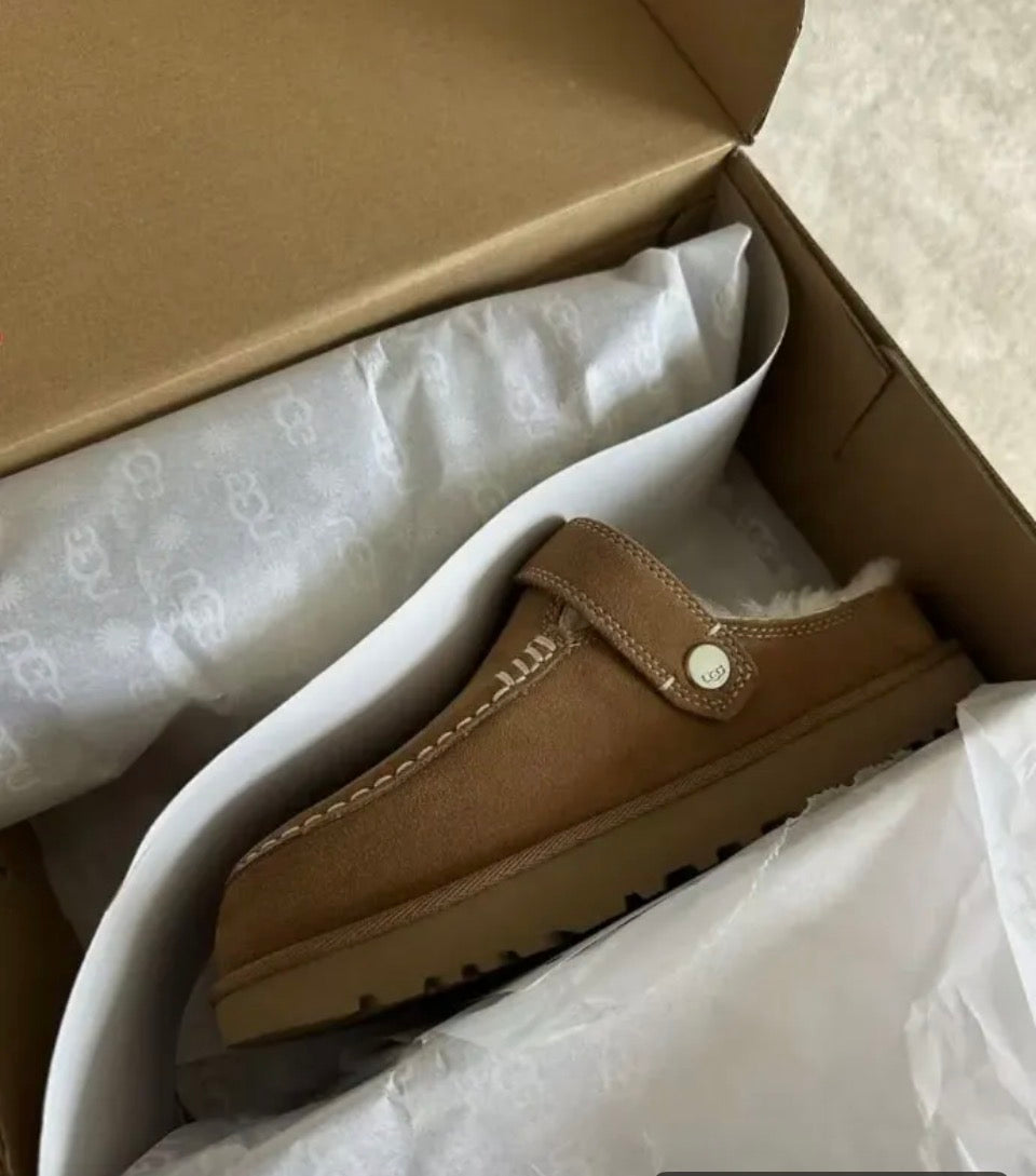 Order Your UGGS today SALE PRICE 🩷 RTS
