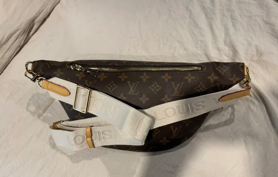 Designer Chest Bag ❤️