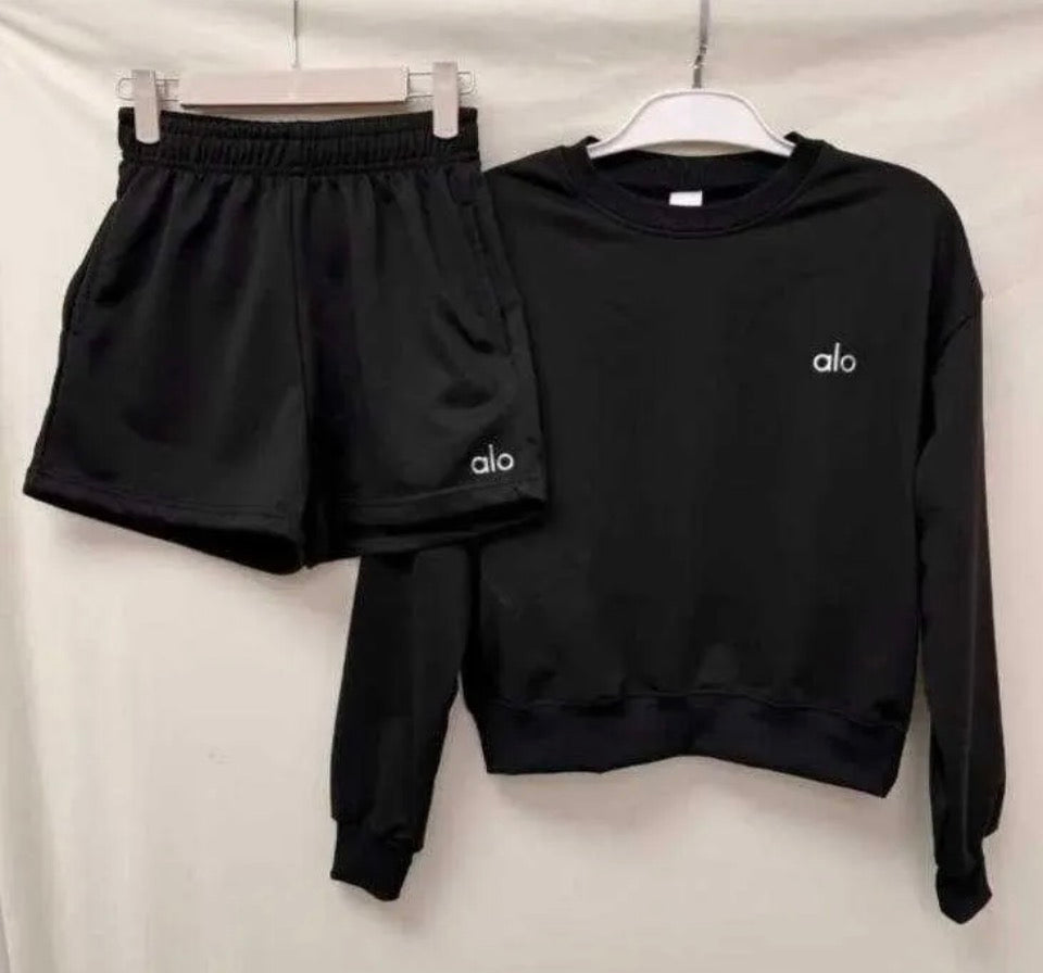 Alo 2 piece set (black only)