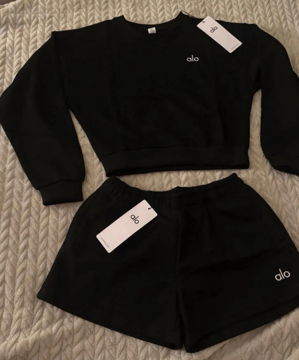 Alo 2 piece set (black only)