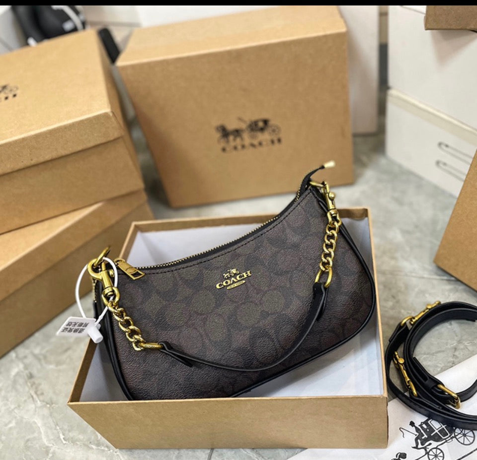 Designer Coach Bag (Crossbody)