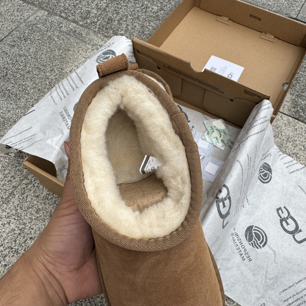 UGG Designer Short II Classic Ultra Mini Boots